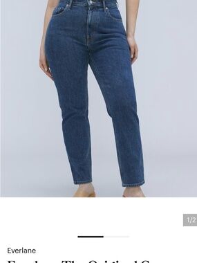 Everlane High-Rise Curvy Cheaky Jeans in Dark Blue Denim